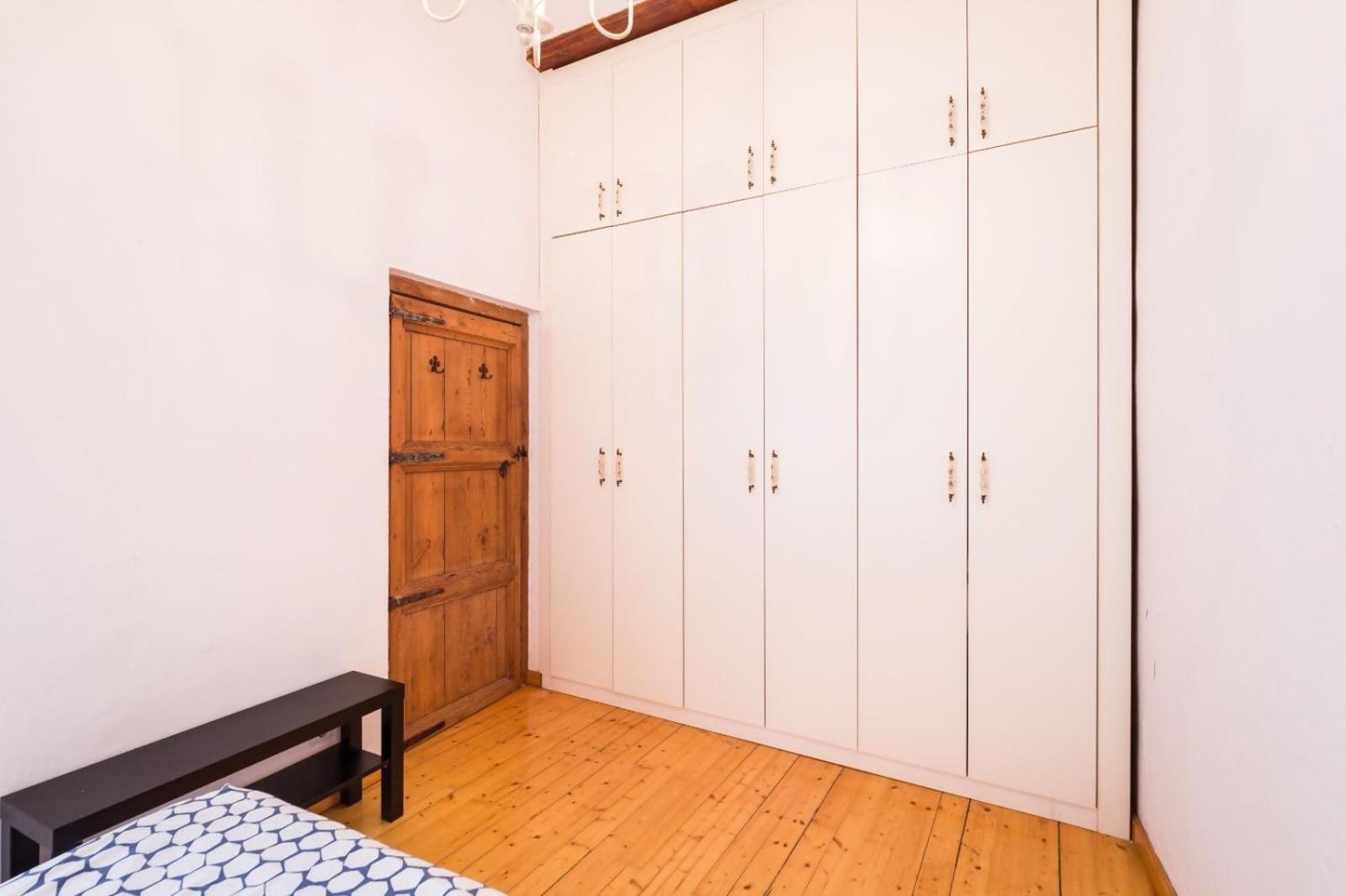 Old Town Plaza Negrito By Nomad Host Apartment Валенсия Екстериор снимка