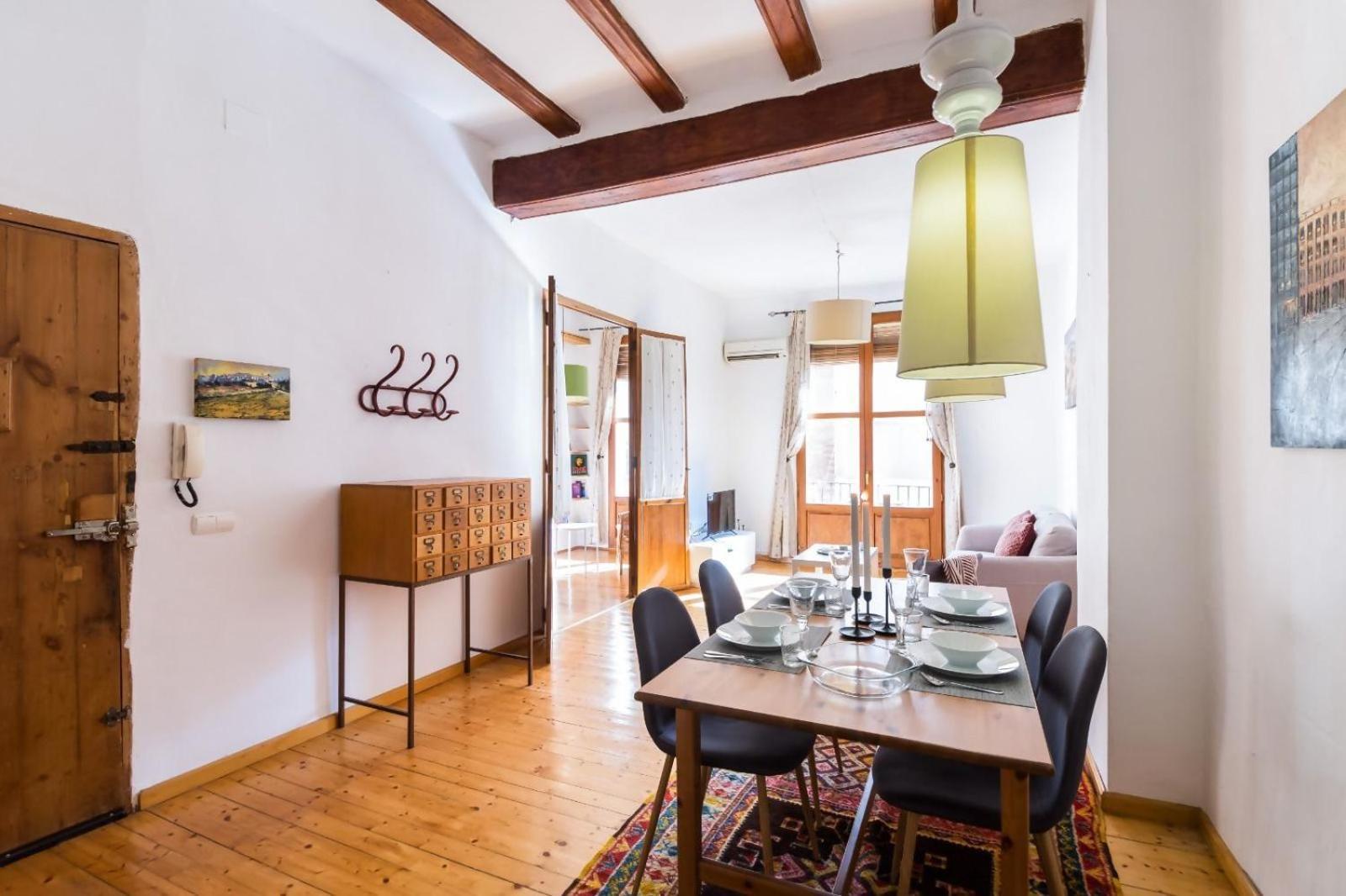 Old Town Plaza Negrito By Nomad Host Apartment Валенсия Екстериор снимка